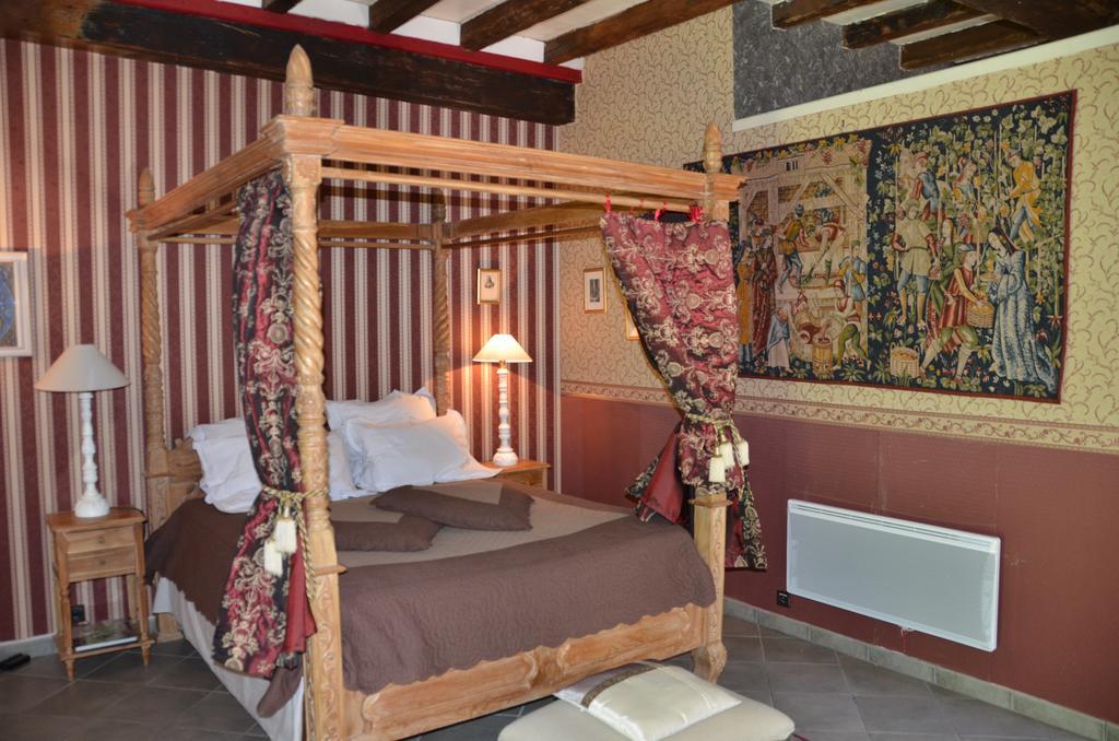 La Tour Du Lion Bed & Breakfast Рошфор-ан-Тер Екстериор снимка